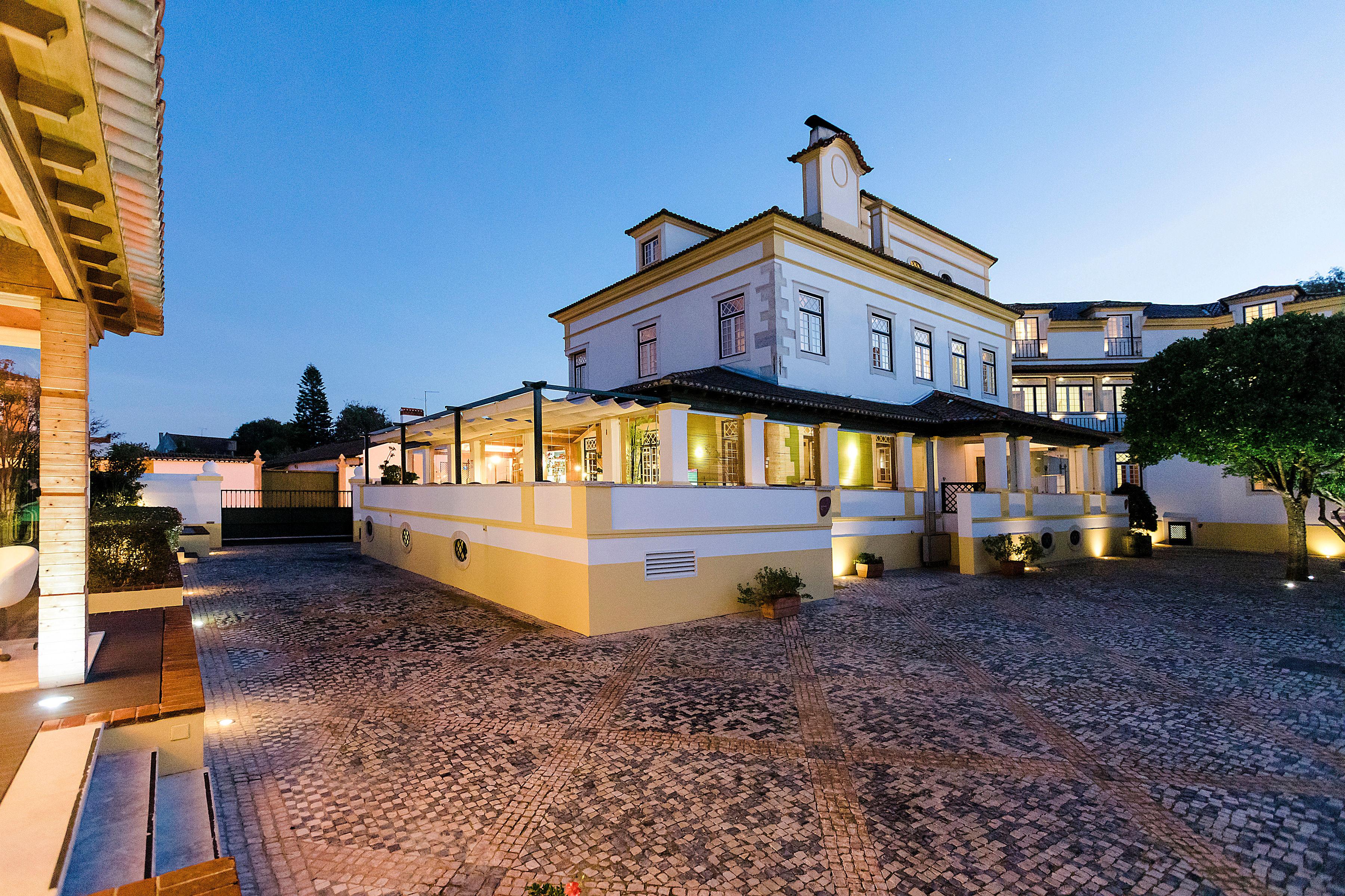 Golegã Hotel Lusitano מראה חיצוני תמונה